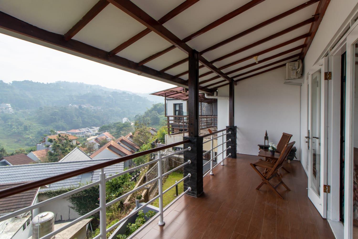 Villa Keluarga Syariah Resor Dago Pakar Bandung - View Bukit المظهر الخارجي الصورة